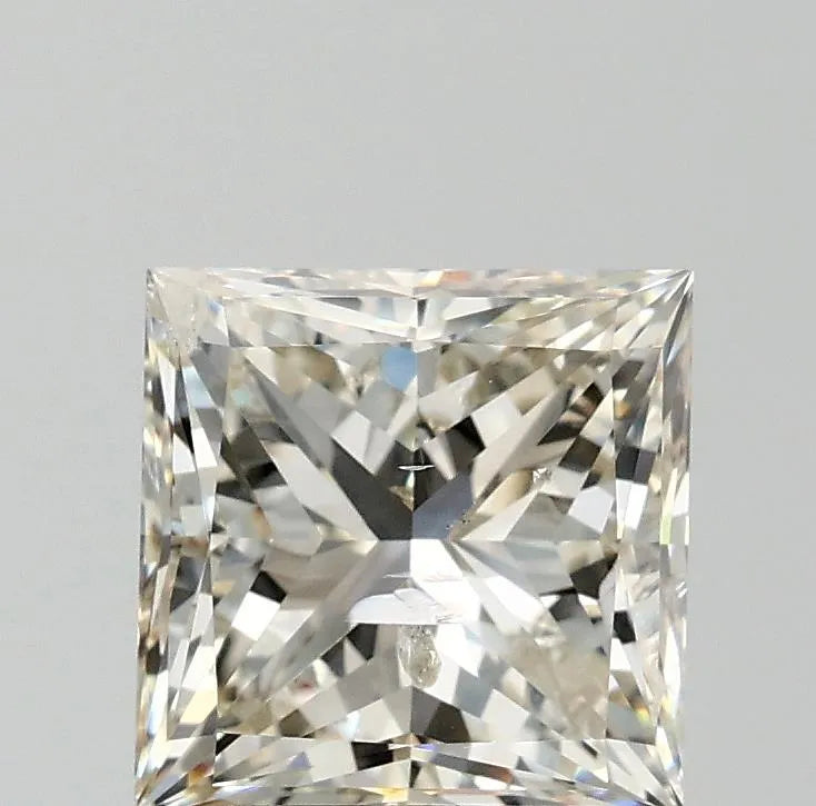 3.01ct Princess Natural Diamond (Colour J, Clarity I1, Cut VG, IGI Certified)