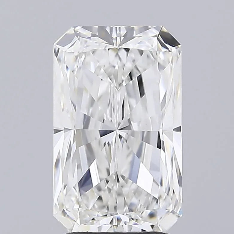 3.01ct Radiant Lab Grown Diamond (Colour F, Clarity VVS2, IGI Certified)
