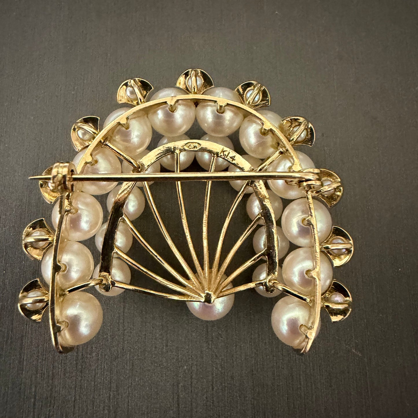 Ben Garelick Estate 14K Yellow Gold Cultured Pearl Brooch