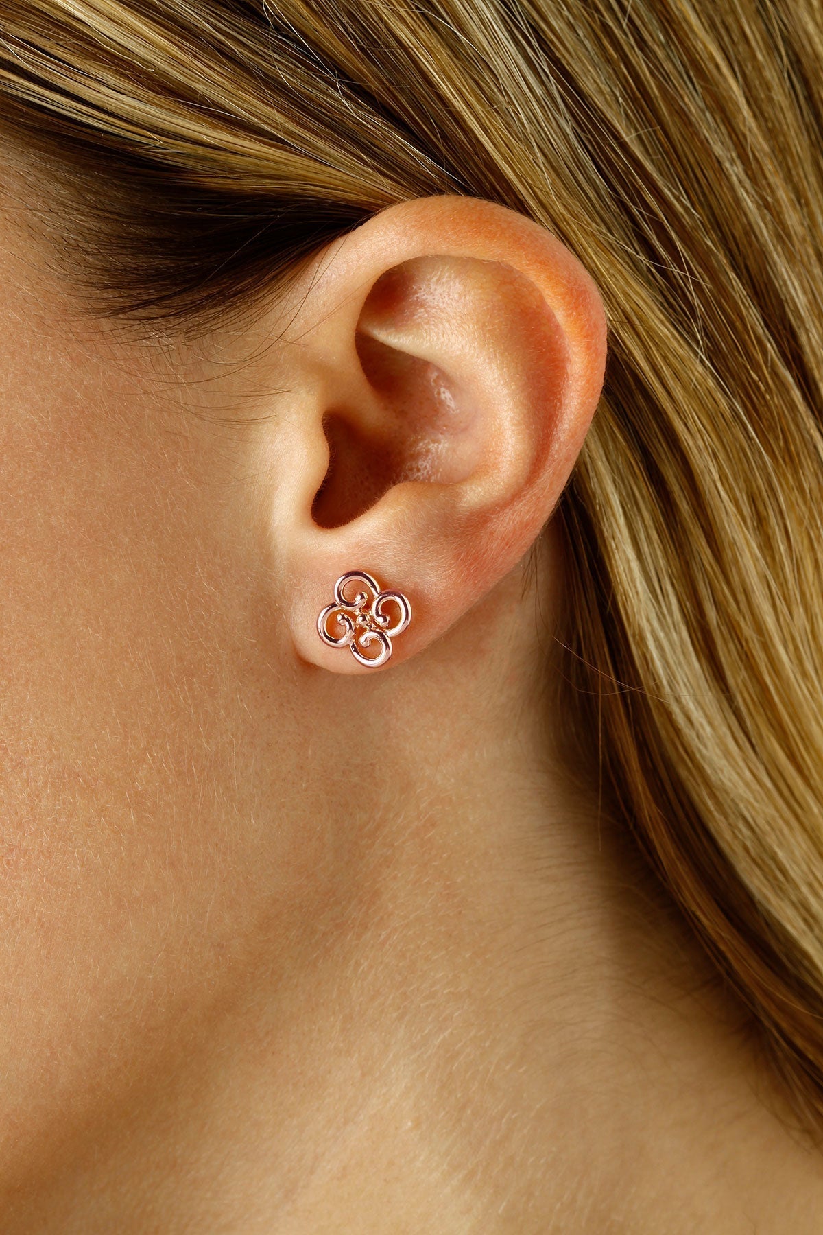 Ben Garelick 14K White Gold Silhouette Flower Earrings