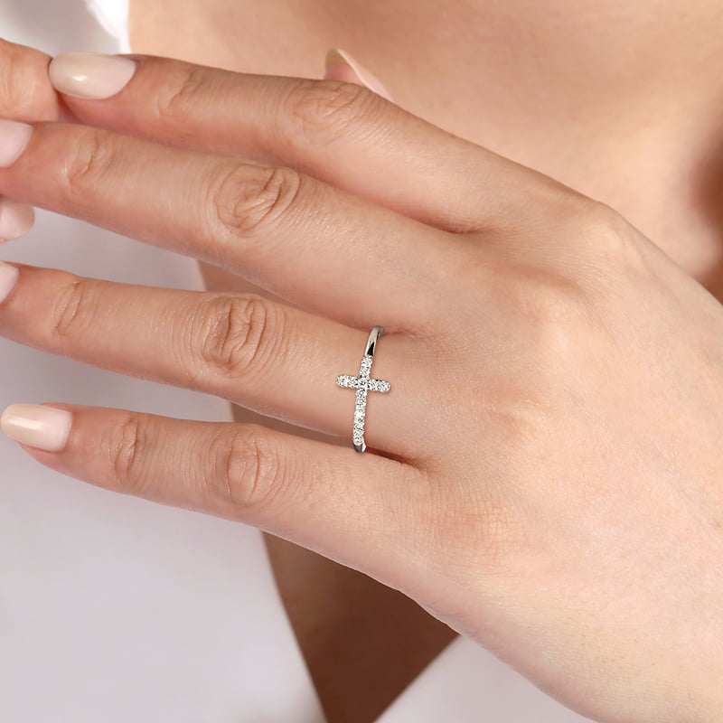Gabriel & Co. Sideways Diamond Cross Ring on Finger