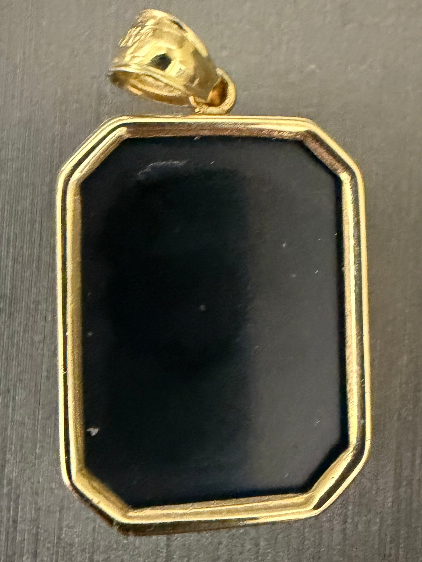 Ben Garelick Estate 14K Yellow Gold Cameo Pendant