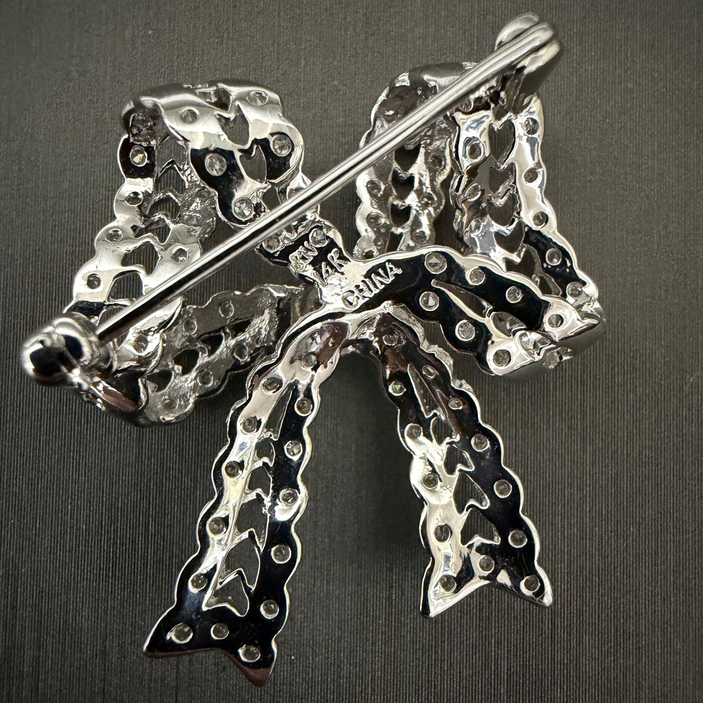 Ben Garelick Estate 14K White Gold Round Cut Pave Set Diamond Bow Brooch