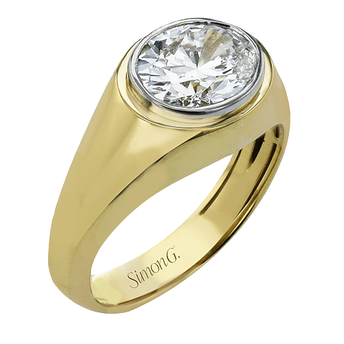 Simon G. LR4136 men's oval bezel set engagement ring in yellow gold with a white gold bezel