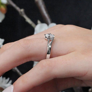 Barkev's Swirl Solitaire Diamond Engagement Ring