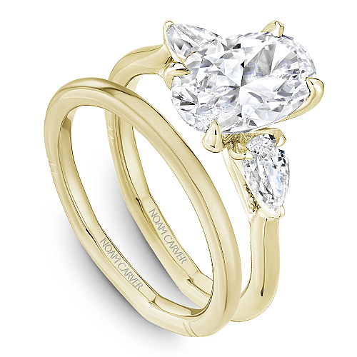 Noam Carver Atelier A092-02 three stone pear diamond engagement ring with matching plain wedding band in yellow gold