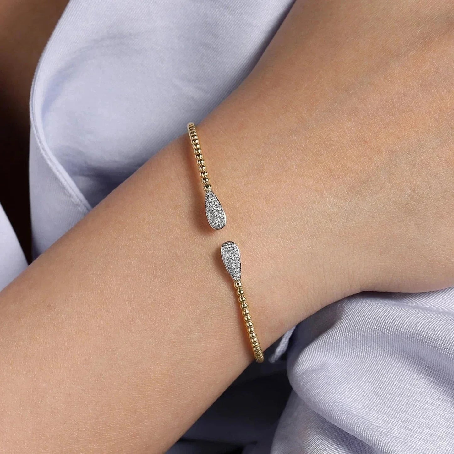 Gabriel & Co. Bujukan Pear Shaped Pave Diamond Bangle