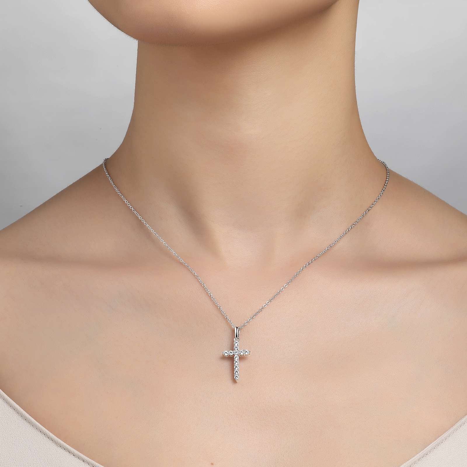 Lafonn Simulated Diamond Classic Cross Pendant