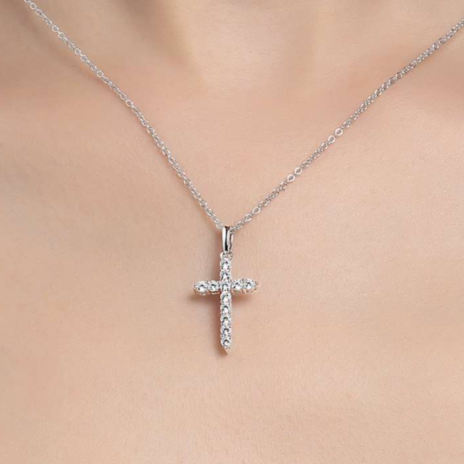 Lafonn Simulated Diamond Classic Cross Pendant