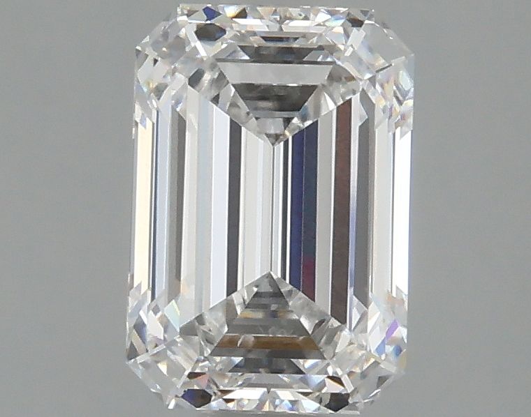 LG622486484- 1.87 ct emerald IGI certified Loose diamond, E color | VS2 clarity
