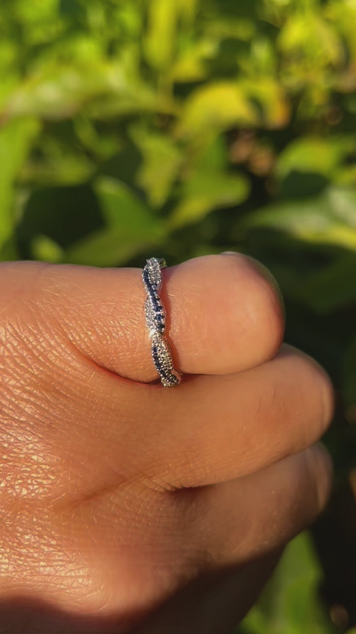 Ben Garelick Luna Twist Blue Sapphire Wedding Band