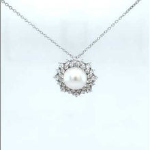 Load and play video in Gallery viewer, Lafonn Sunburst Cultured Freshwater Pearl Necklace
