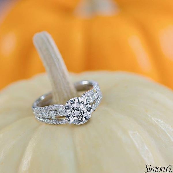 Simon G. Contemporary Cathedral Tension Set Style Diamond Engagement Ring