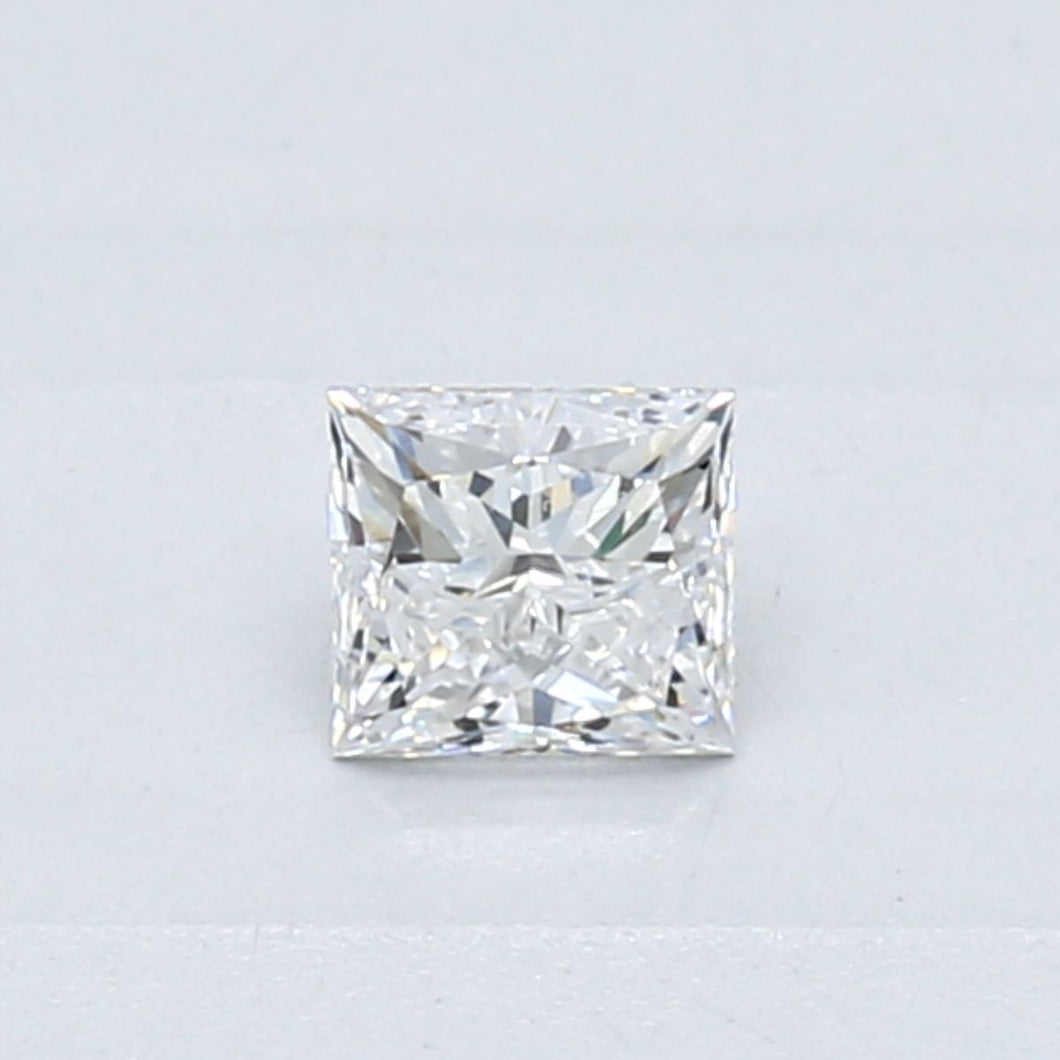 0.32 ct princess GIA certified Loose diamond, D color | SI1 clarity