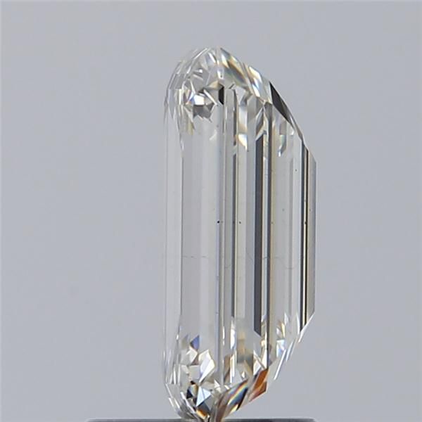 1.60 ct emerald IGI certified Loose diamond, I color | VS2 clarity