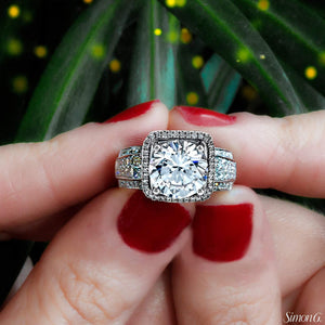 Simon G. Large Diamond Center Halo Prong Set Engagement Ring