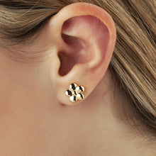 Load image into Gallery viewer, Ben Garelick 14K Yellow Gold Flower Earrings
