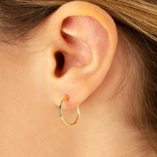 Load image into Gallery viewer, Ben Garelick Classic Gold Small Hoop Earrings
