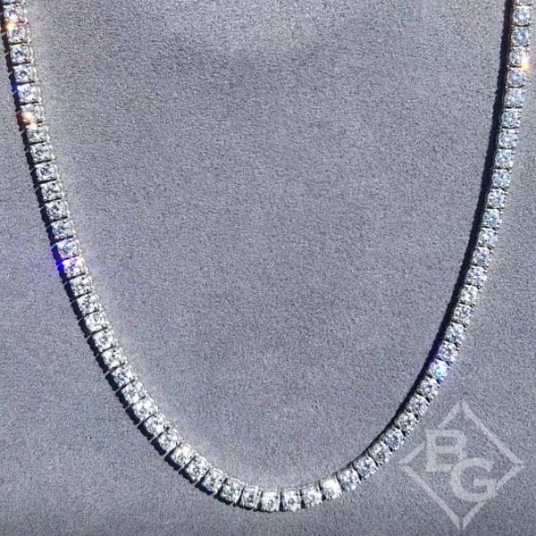 $40,000 difference in these tennis necklaces : r/jewelry