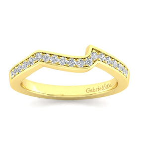 Gabriel & Co. "Aleesa" Curved Diamond Wedding Ring