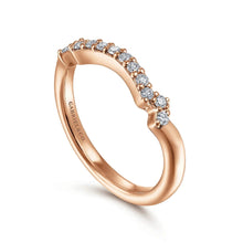 Load image into Gallery viewer, Gabriel &amp; Co. &quot;Carrie&quot; Curved Prong Set Diamond Wedding Band
