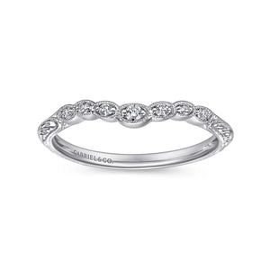 Gabriel & Co. "Chelsea" Curved Engraved Diamond Wedding Band