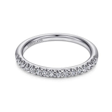 Load image into Gallery viewer, Gabriel &amp; Co. &quot;Ronan&quot; Classic Shared Prong Diamond Wedding Band
