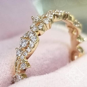 Kirk Kara Yellow Gold "Angelique" Diamond Scroll Work Diamond Wedding Ring Close up
