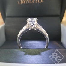 Load image into Gallery viewer, Simon G. Large Center &quot;Simon Set&quot; Horizontal Baguette Diamond Engagement Ring

